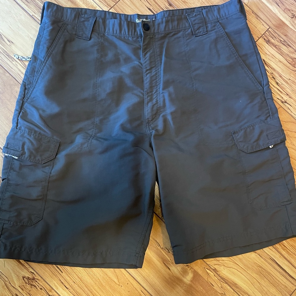 Wrangler Gray Cargo Lightweight Relaxed Fit Shorts